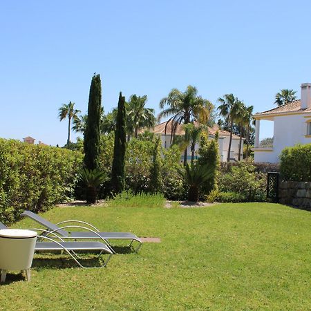 Luxury 2 Bedroom Apartment With Private Garden Almancil Bagian luar foto