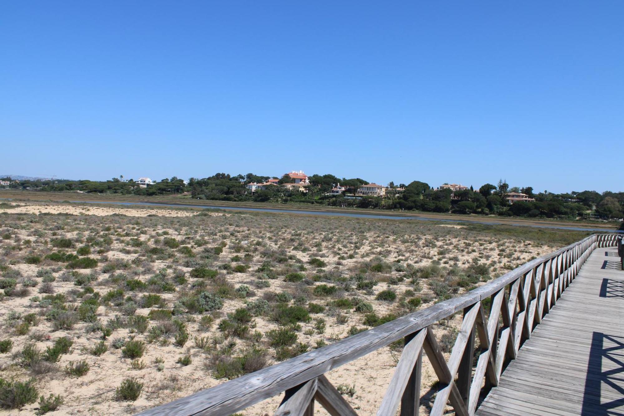 Luxury 2 Bedroom Apartment With Private Garden Almancil Bagian luar foto