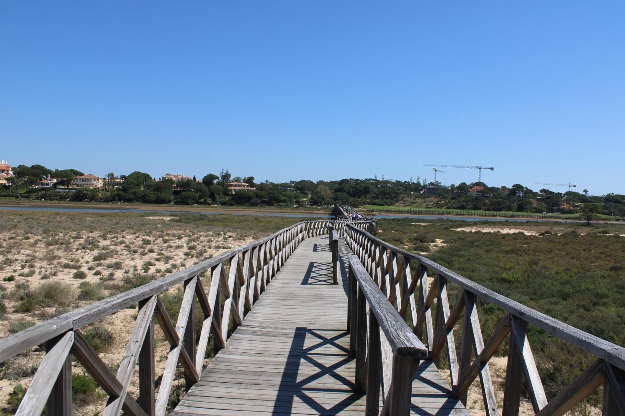 Luxury 2 Bedroom Apartment With Private Garden Almancil Bagian luar foto