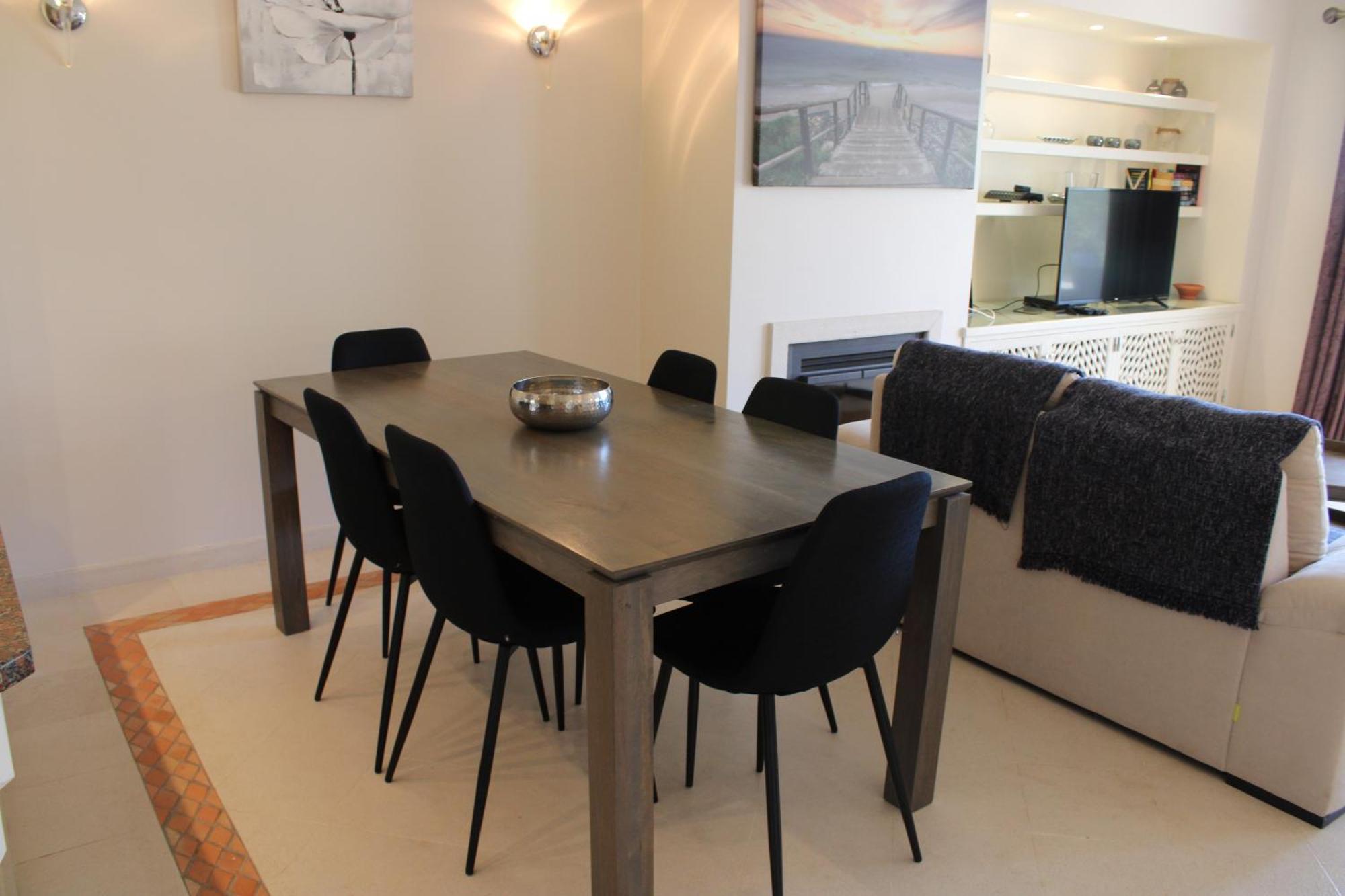 Luxury 2 Bedroom Apartment With Private Garden Almancil Bagian luar foto