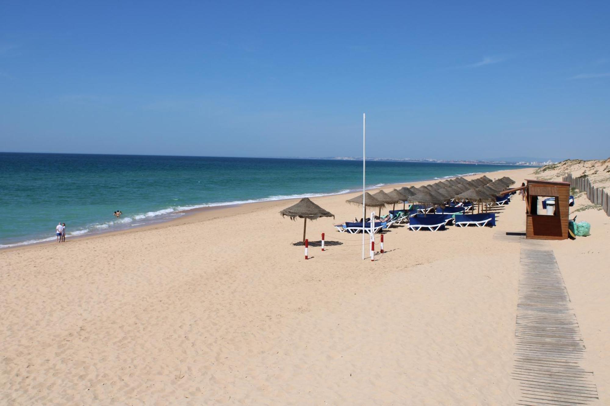 Luxury 2 Bedroom Apartment With Private Garden Almancil Bagian luar foto
