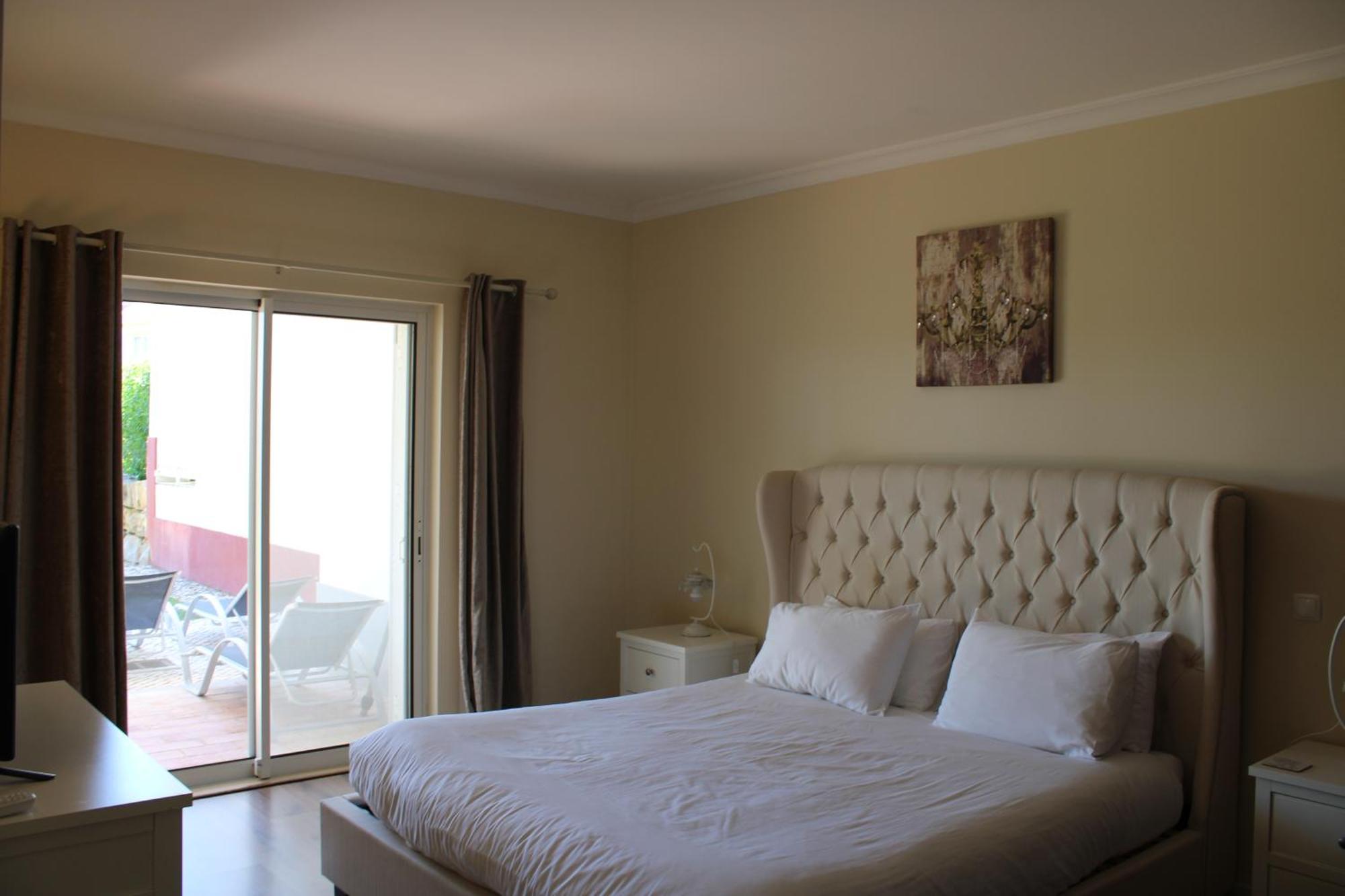 Luxury 2 Bedroom Apartment With Private Garden Almancil Bagian luar foto